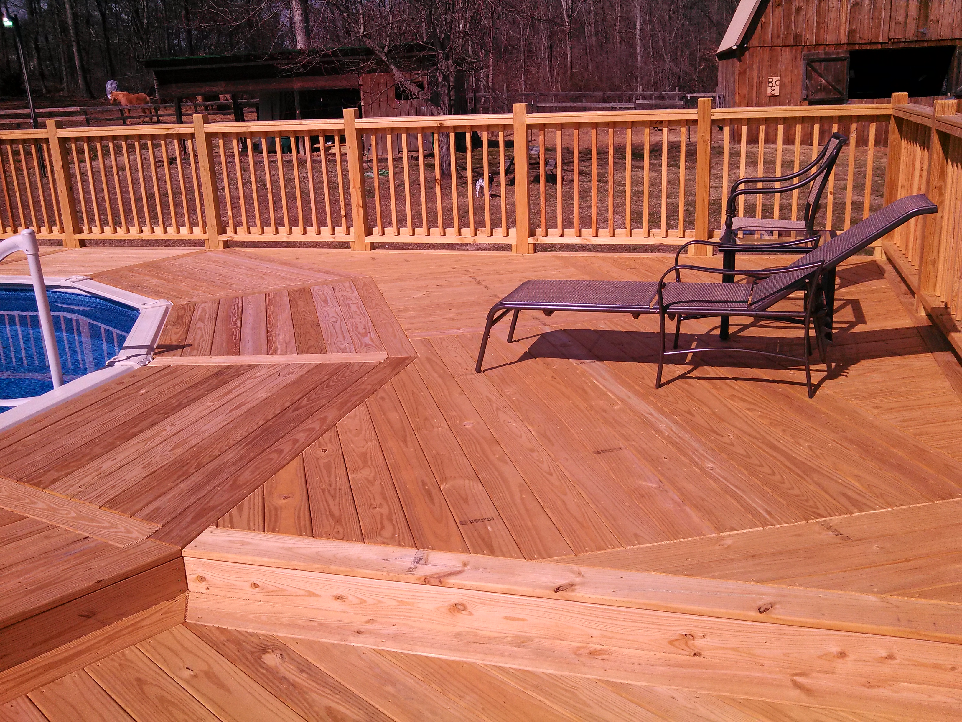 basket weave decking pattern
