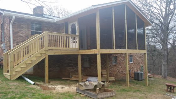 finished picture of wades screened in porch